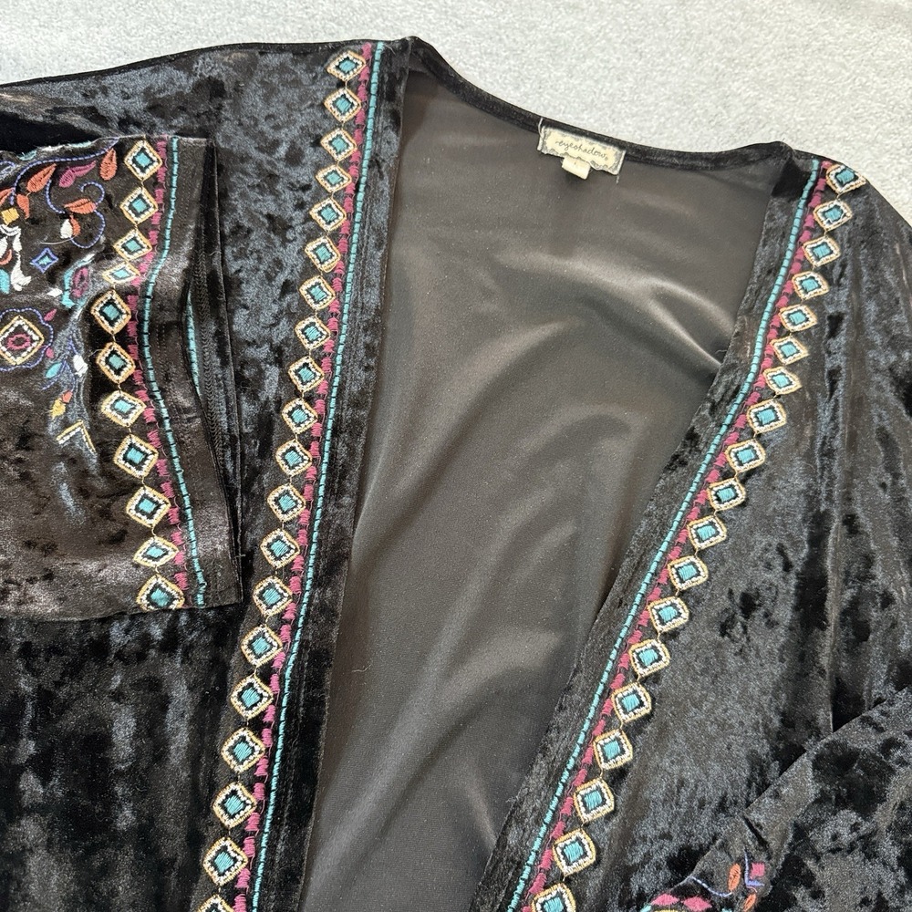 Eyeshadow L Black Crushed Velvet Kimono Cardigan Embroidered Bell‎ Sleeve Boho